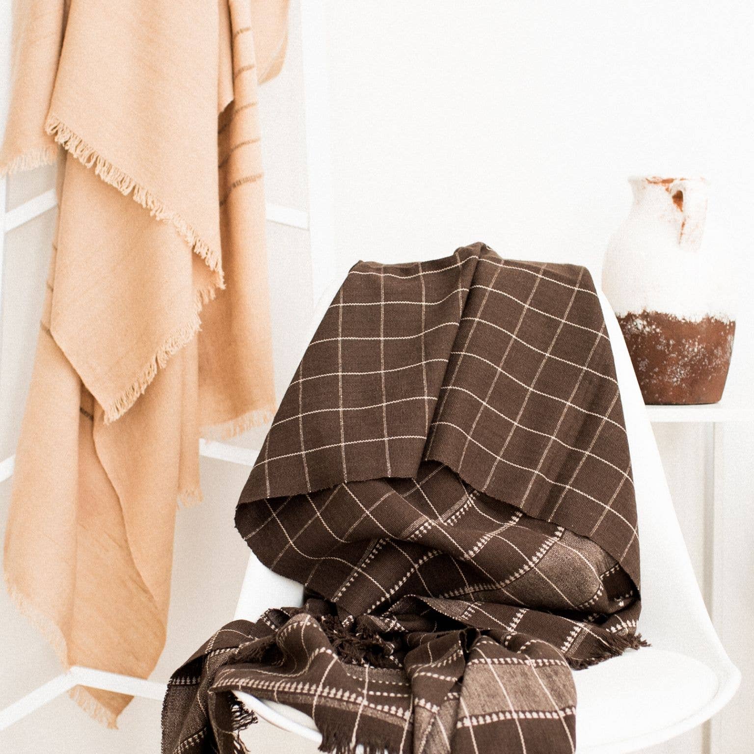 Variously – wholesale Prydnadsfilt – Treacle ekologisk bomullstuss /filt6