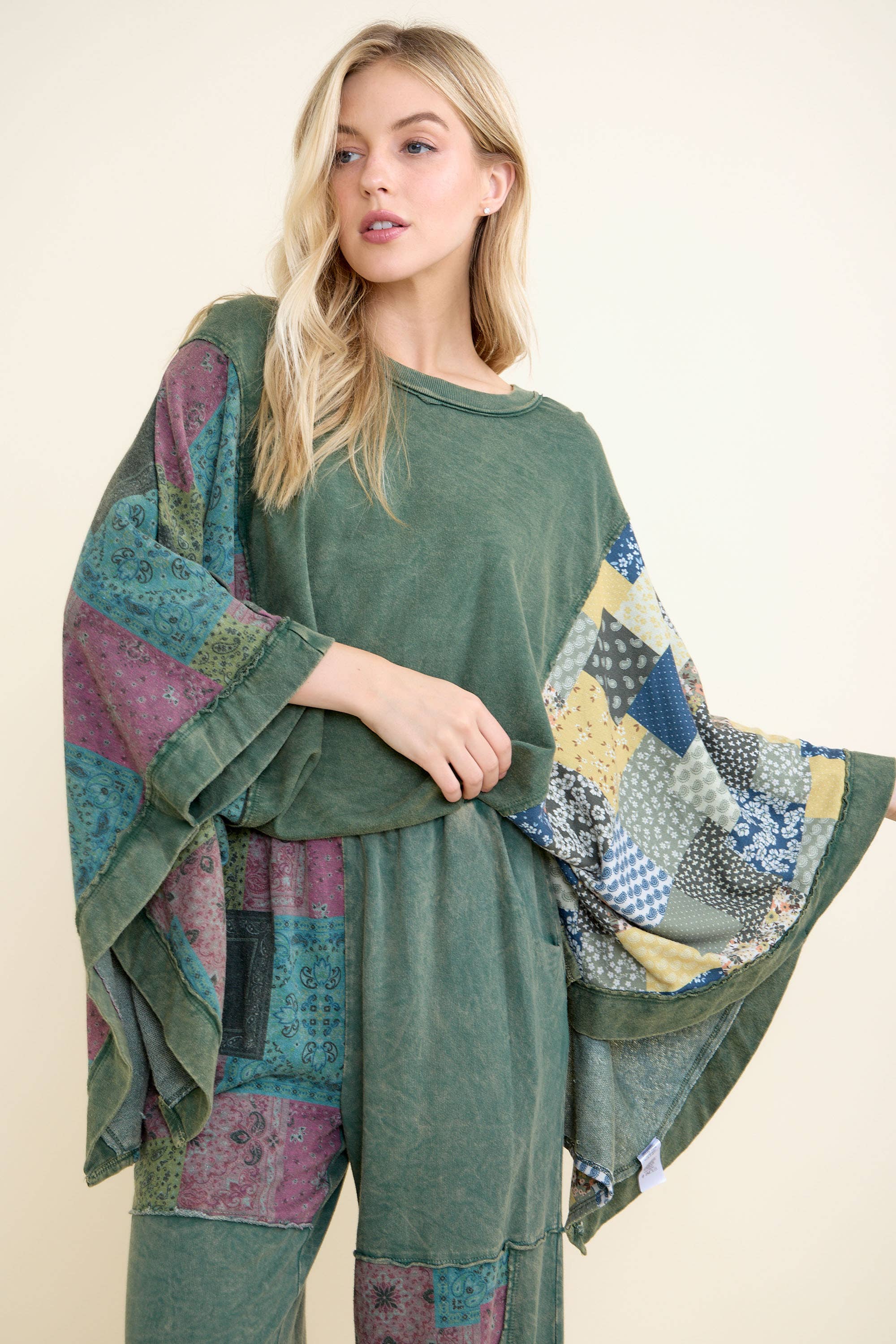 J.Her - Wholesale Poncho - Women's - Mineral Washed Boho Patch Poncho top HT6651 12