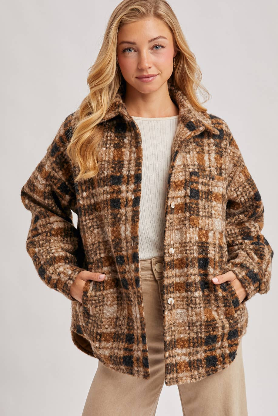 Bluivy - Wholesale Shirt Jacket/Shacket - Women's - BUTTON DOWN BOUCLE PLAID SHACKET WITH POCKETS11