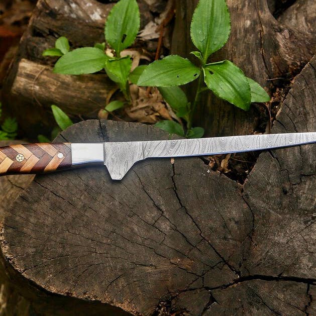 Naomi's Happy Place Shop - Wholesale Kitchen/utility knife - Handmade Damascus Fillet Knife 8” – Rosewood & Olive Wood Handle with Leather Sheath3