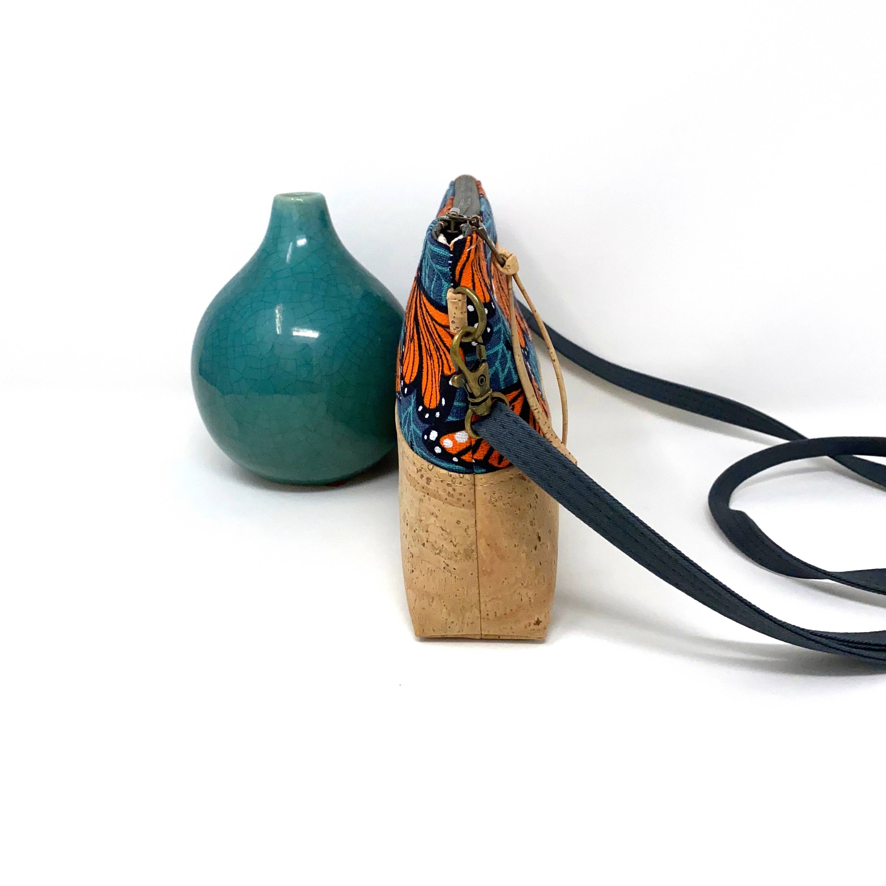 mmb by hand – bolsa tiracolo - Mulher por atacado – Mini Crossbody Biológico & Cortiça - Harper Borboletas1