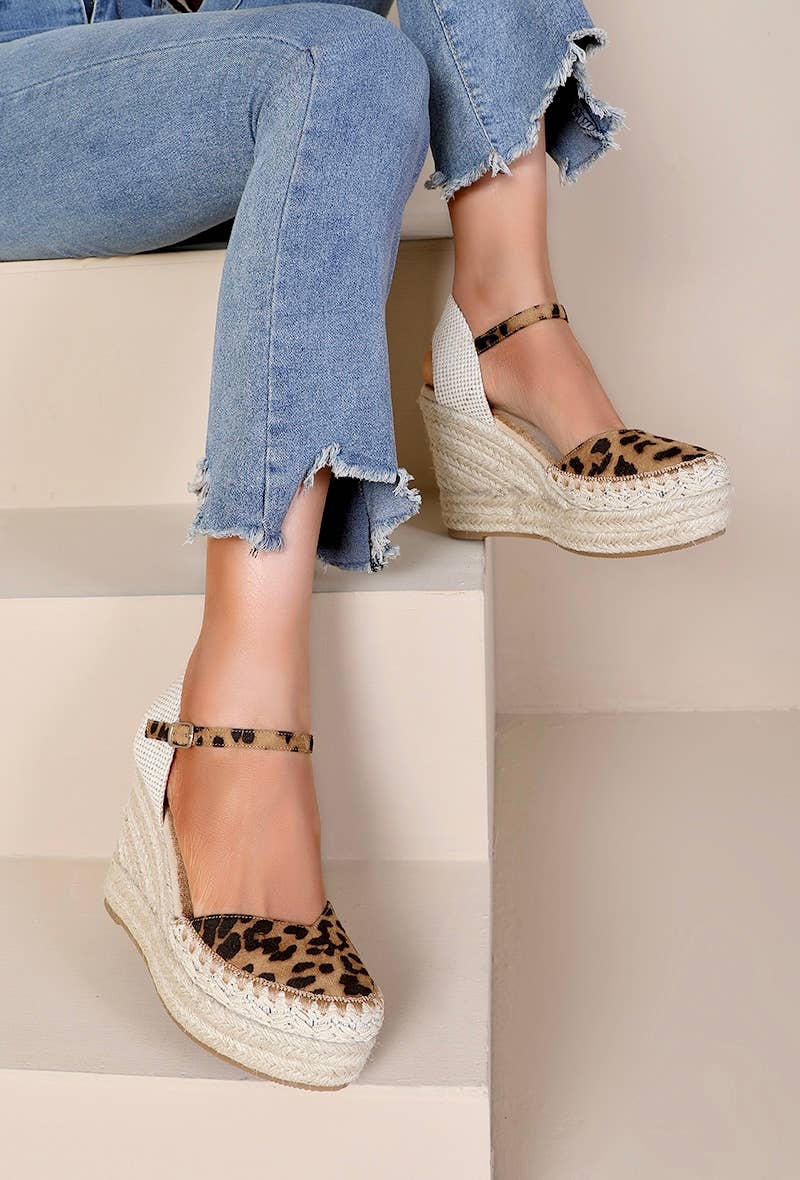 Joia Paris - Vente Chaussures compensées – femme - Sandale compensée à plateforme et couture tendance JN-792