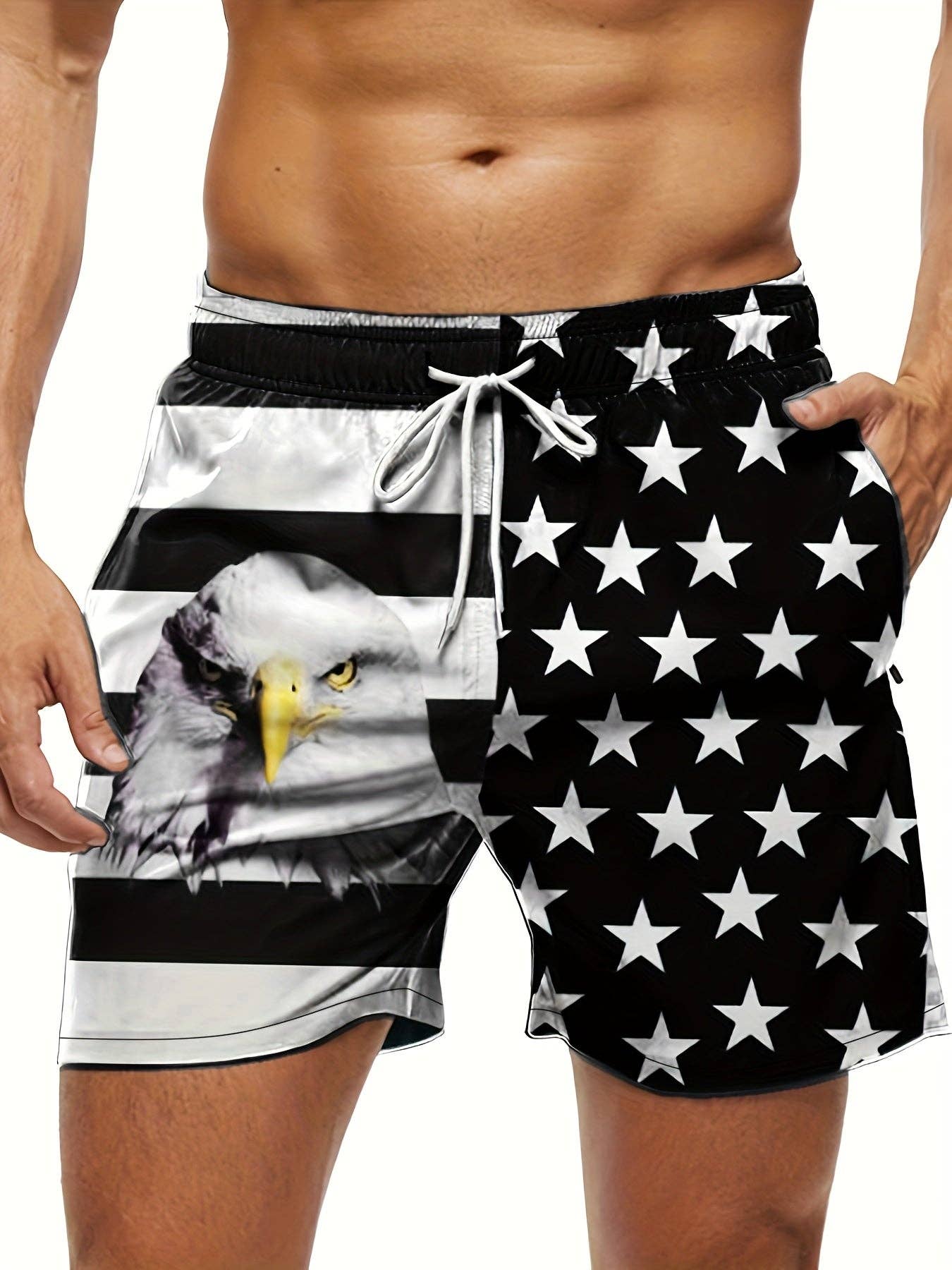 SWIMFA – Engroshandel Badeshorts – Mænd – 3003 Herre Sommer Casual Shorts - Amerikansk Flag & Ørn Patriotisk Print, Sort & Hvid Kontrastdesign, Almindelig Pasform, Maskinvaskbar1