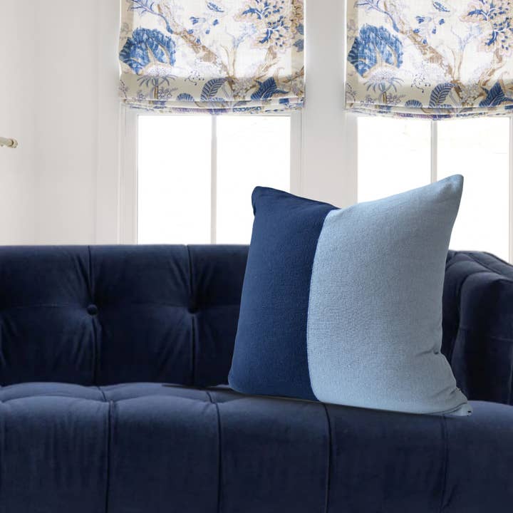 Tajik Home LLC - Wholesale Throw/Decorative Pillow - Dakota Two-Tone Knit Throw Pillow in Blue - Stylish & Modern