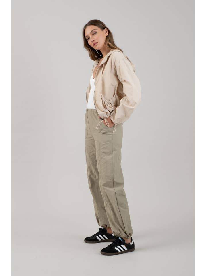 The Workshop Studio - Wholesale Jacket - Women's - ZIP UP DRAWSTRING HOODED JACKET9