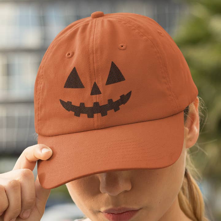 Gorra de Papá Bordada con Cara de Calabaza para venta al por mayor de Lucky Luna Apparel