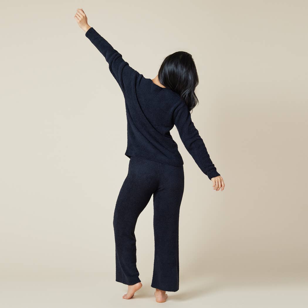 Softies - Wholesale Lounge Set - Women's - Oprah's Fave 2024 - Solid Marshmallow V-Neck Lounge Set7