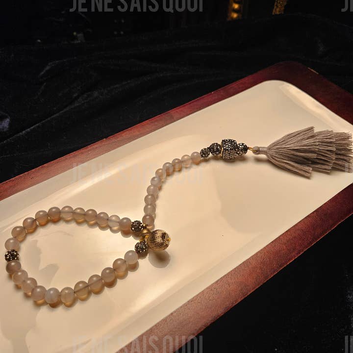 Je Ne Sais Quoi - Wholesale Prayer Beads Bracelet - Eternal Whispers - Gray Agate (Copy)1