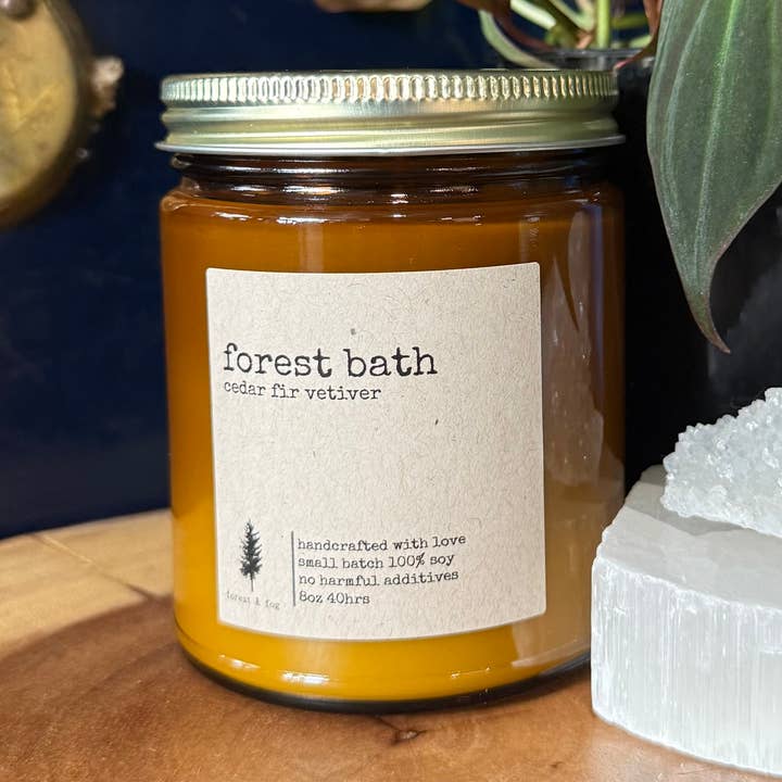 8 oz håndhældt soja lille batch stearinlysskovbad for engroshandel hos forest & fog