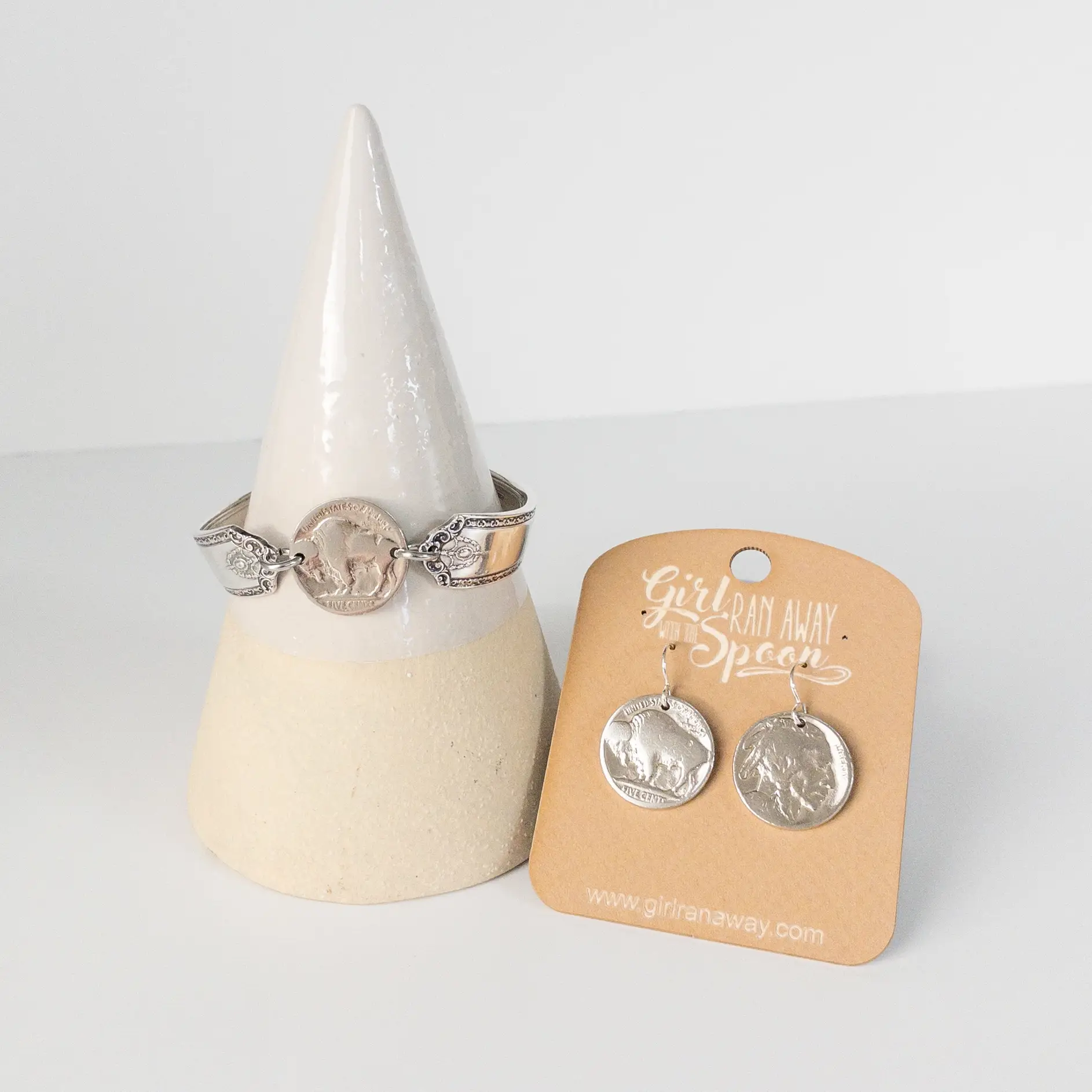 Girl Ran Away With the Spoon - Vendita all'ingrosso Orecchini pendenti - Orecchini in vero nichel di bufalo1