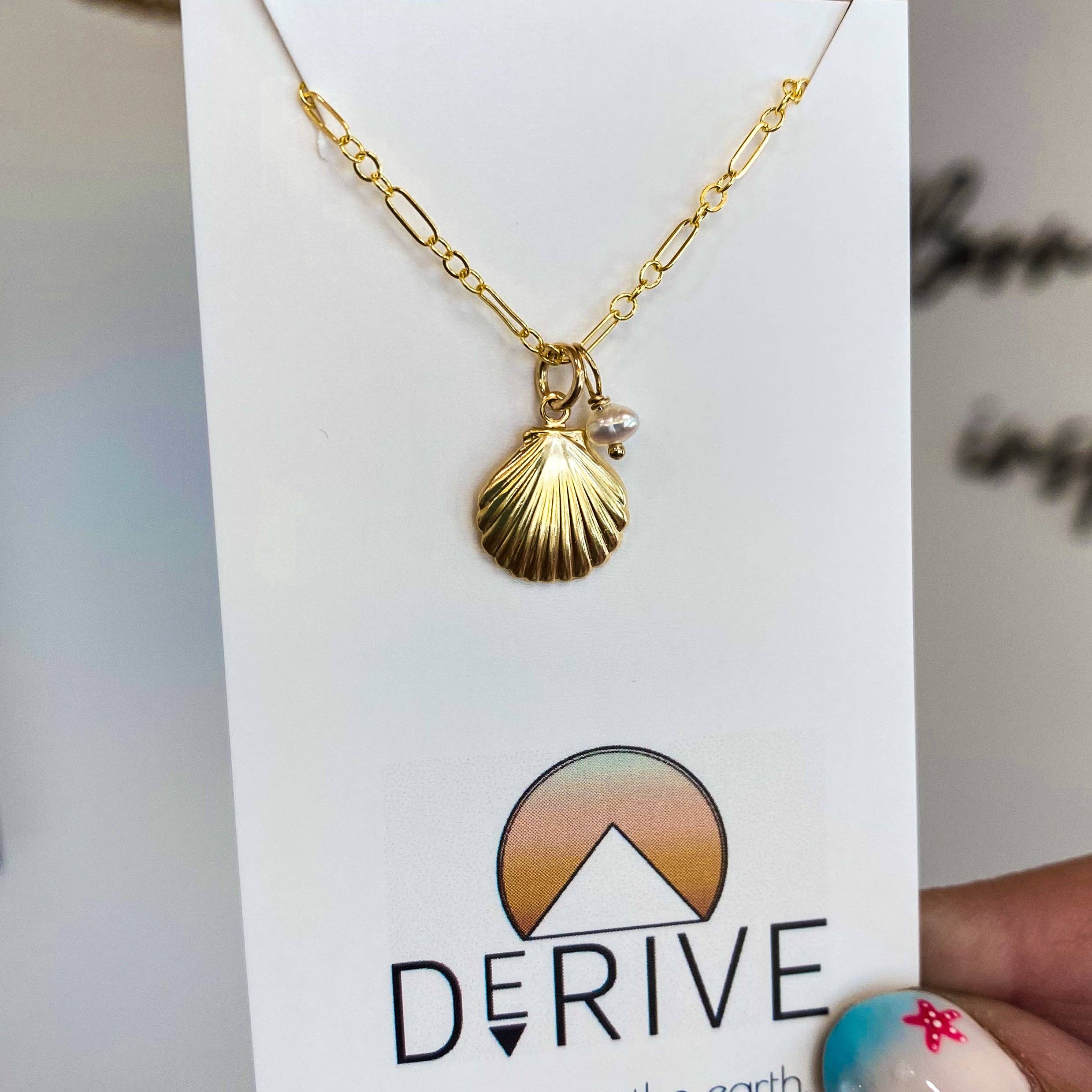 Derive Jewelry - Wholesale Pendant/Charm Necklace - Shell Pendant Necklace2
