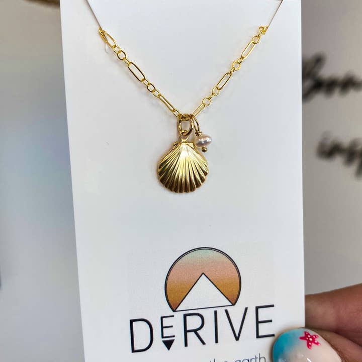 Derive Jewelry - Wholesale Pendant/Charm Necklace - Shell Pendant Necklace2