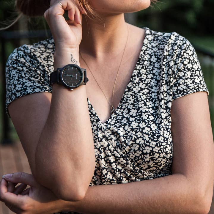 GOWOOD - Venta al por mayor Reloj de pulsera - Hombre - Reloj de madera de sándalo negro con correa de corcho real