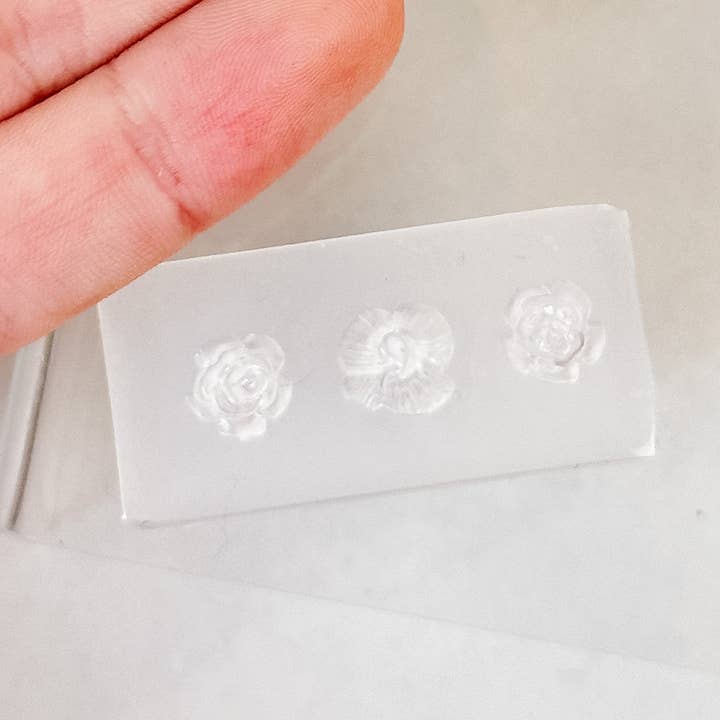 Tera Clay - Wholesale Craft Supplies - Micro Floral Mold 330