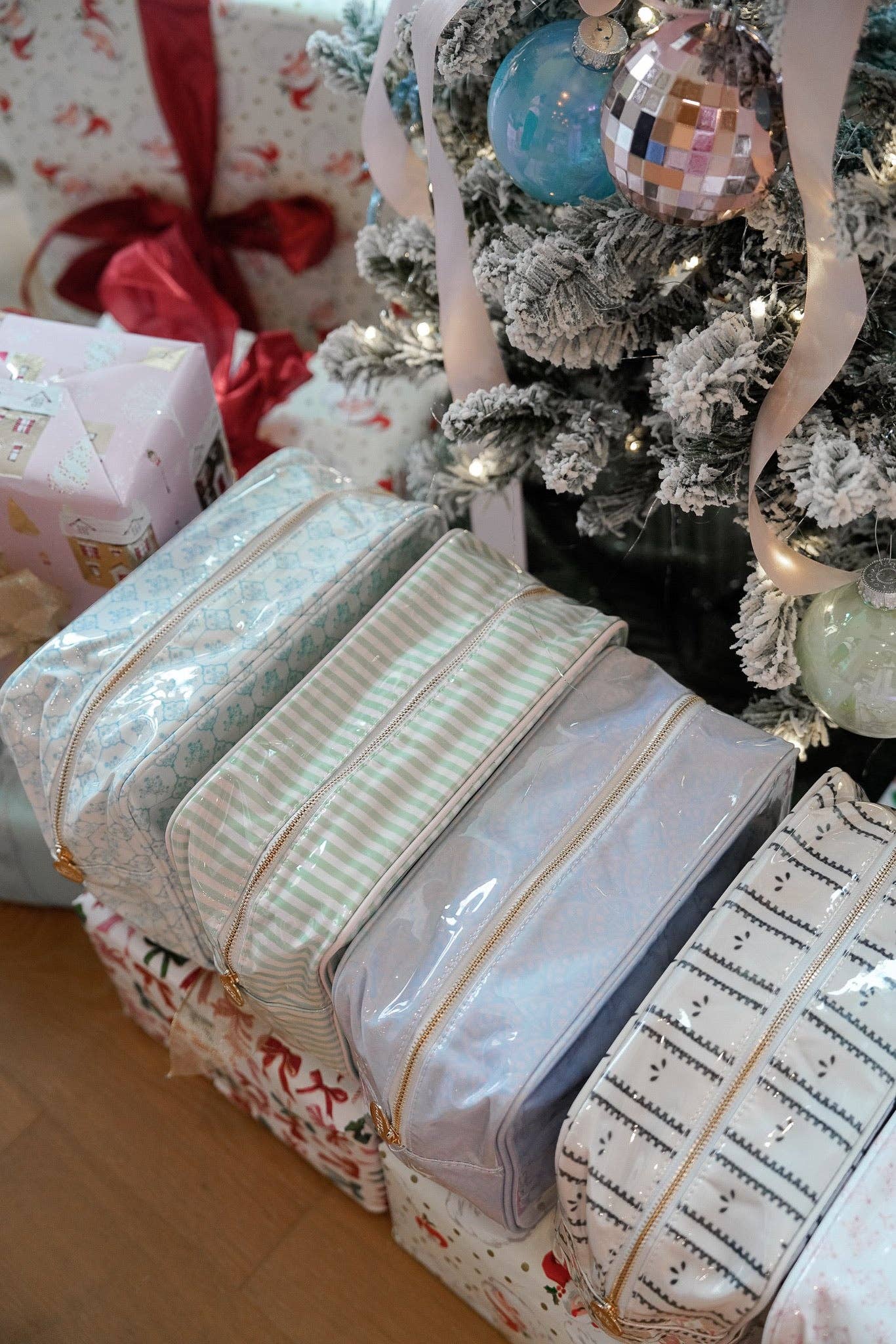 KENZKUSTOMZ - Vente Trousses de maquillage/cosmétique - Trousse de Toilette Clear Coat XL5