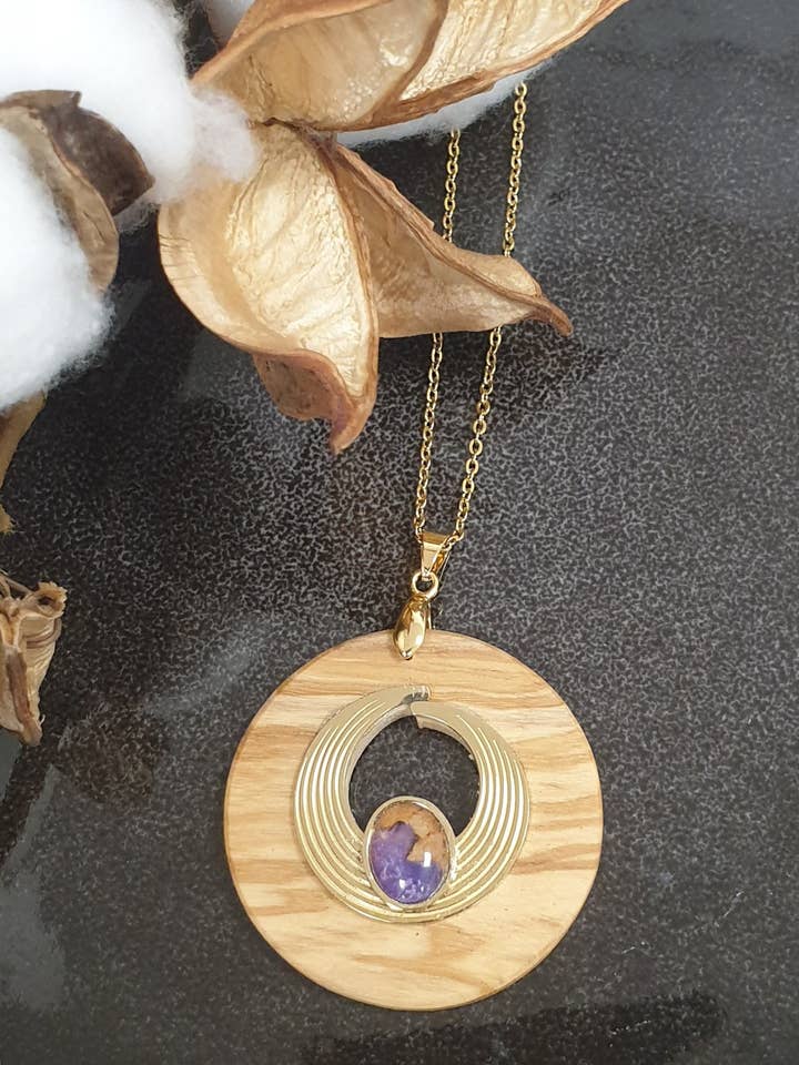 Lila spiral halsband för wholesale av L'Ecrin Vert