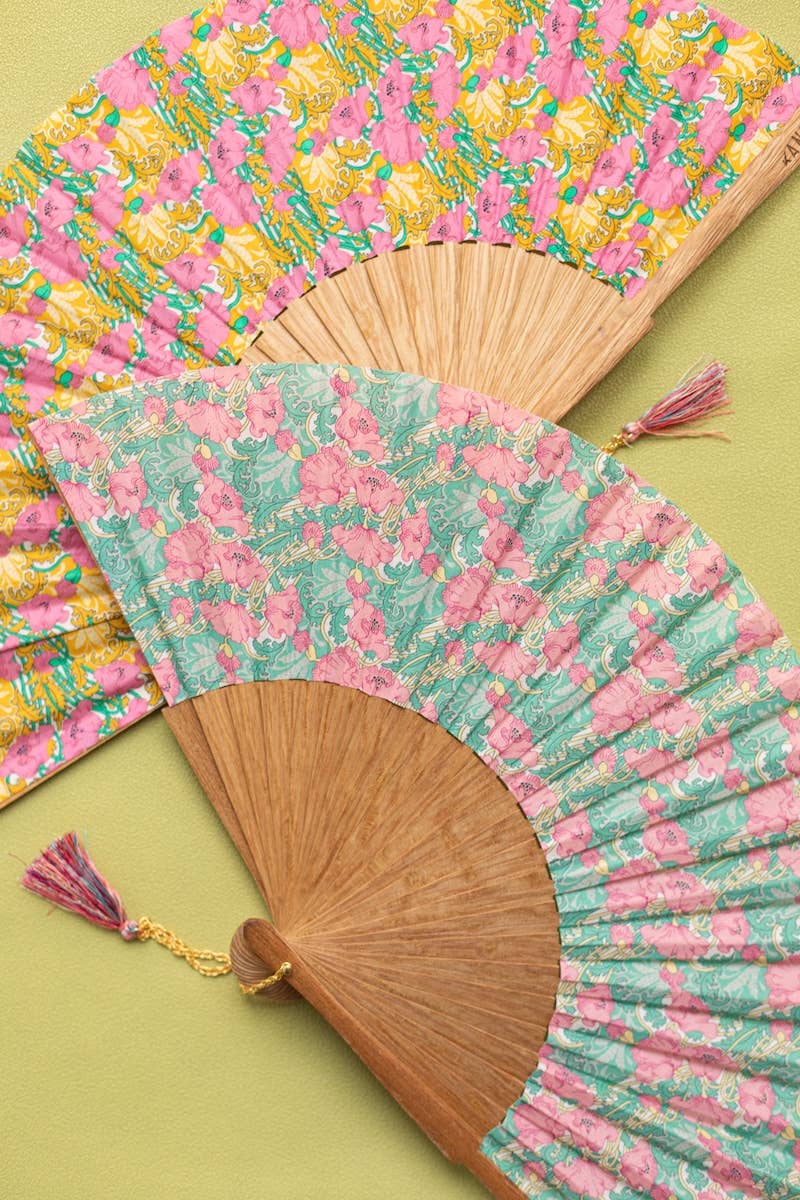 Kanela Fans - Vente Éventail - Éventail Poppy Mint en bois de limba avec tissu en coton imprimé2