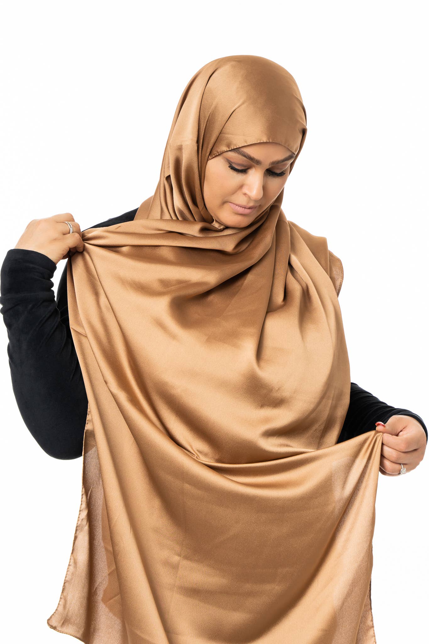 Sultana.R - Wholesale Hijab - Women's - Dubai satin hijab1