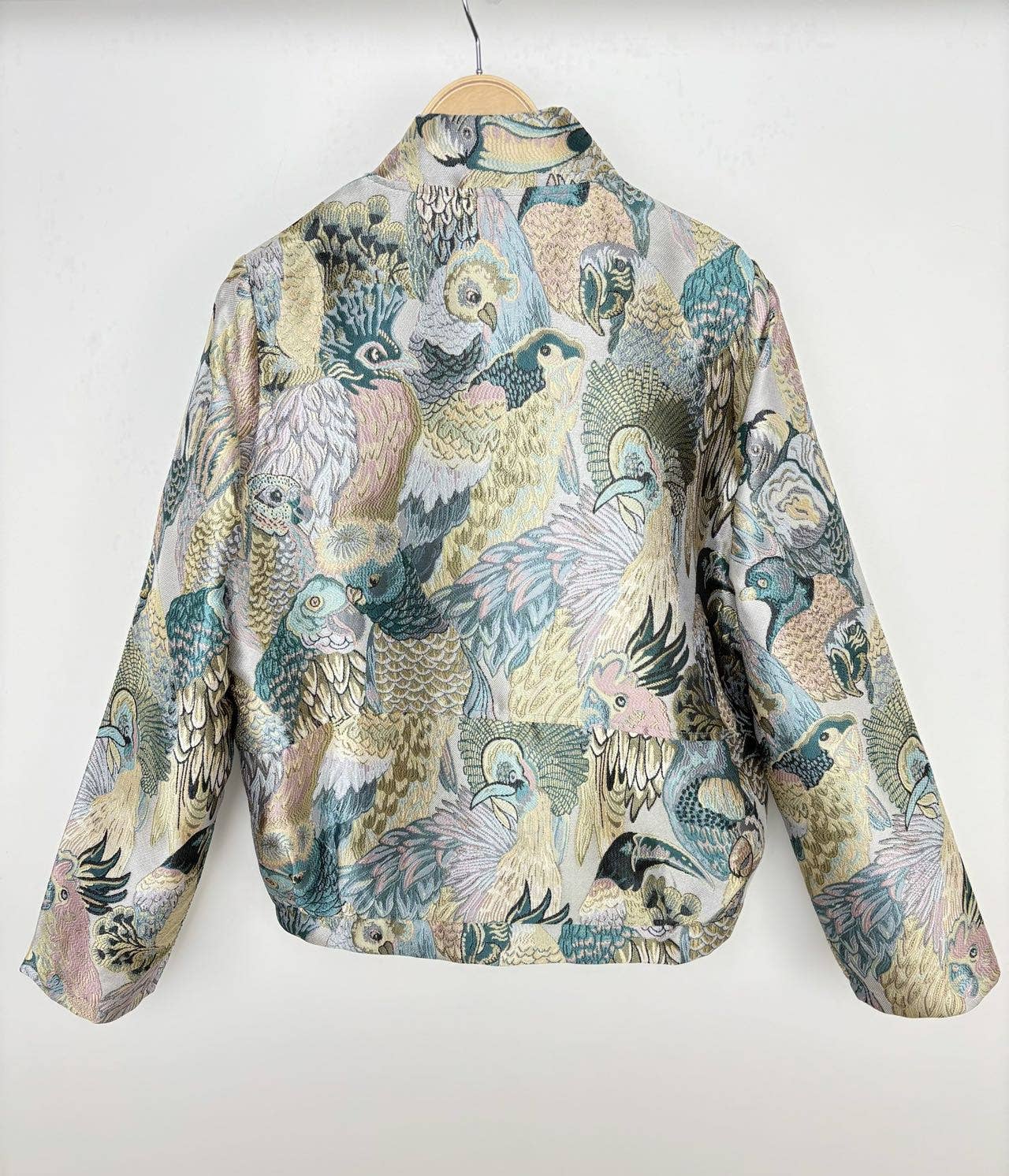 KZELL PARIS - Wholesale Jas - Dames - Jas met metallic jacquardmotief van vogels9