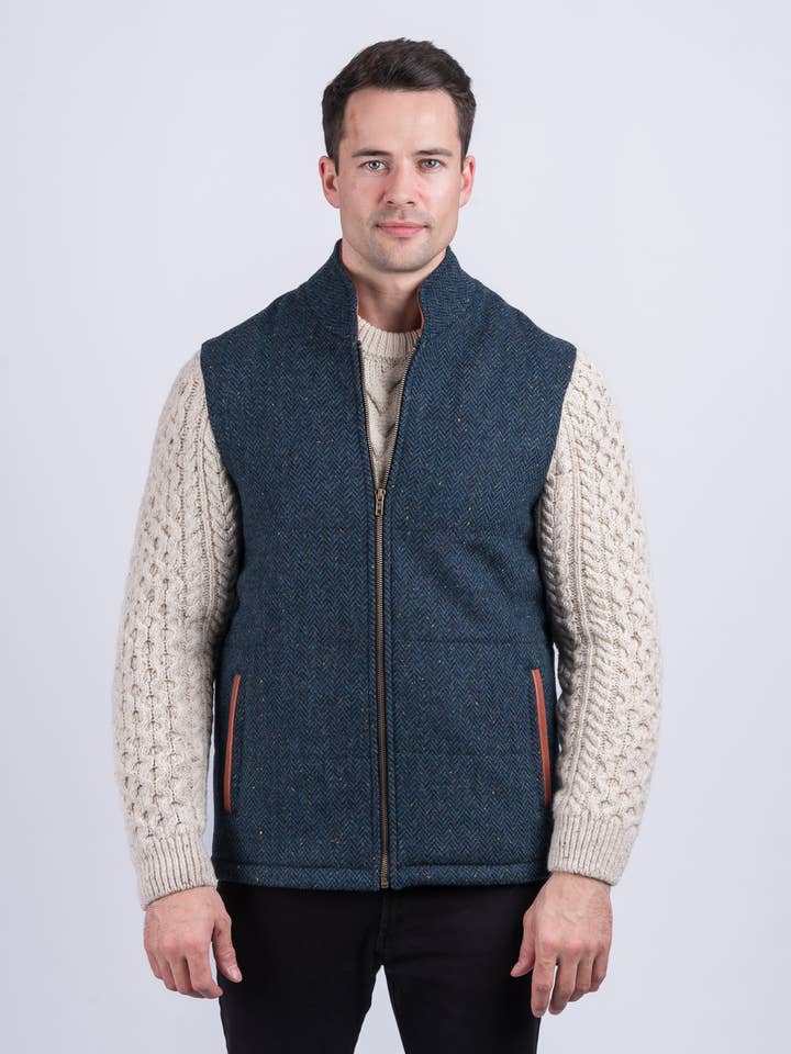 Blå Sildeben Blå kropsvarmer og vest med læderbeklædning for engroshandel på Faire1