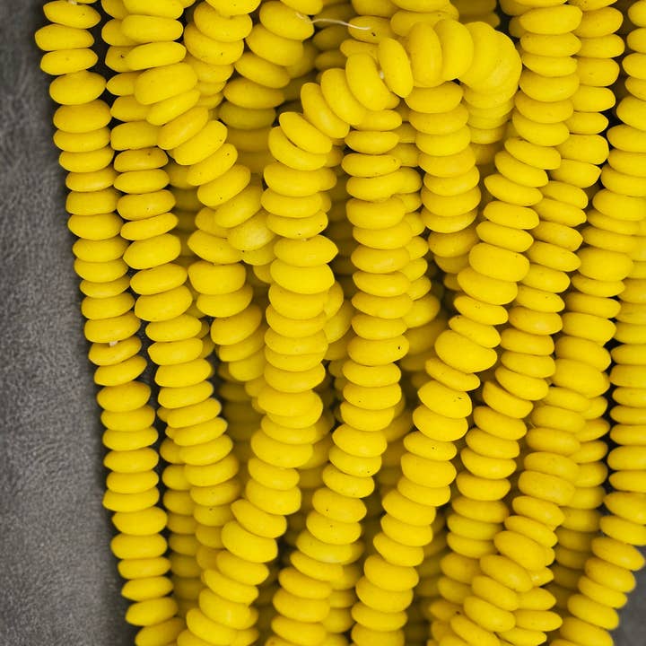 Handgefertigte Ashanti-Perlen: Authentische afrikanische Spacer für Ihre Schmuckdesigns für den Großhandel von Aadampo African Beads