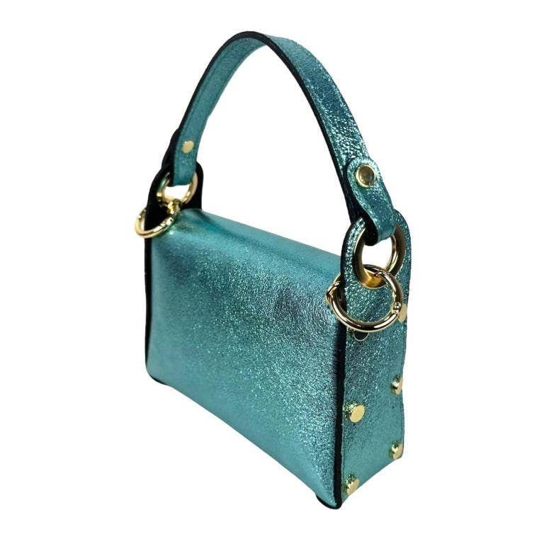 Chenson & Gorett – wholesale Axelremsväska – Dam – Kvinnors metalliskt läder kompakt väska med dubbar och Bee2