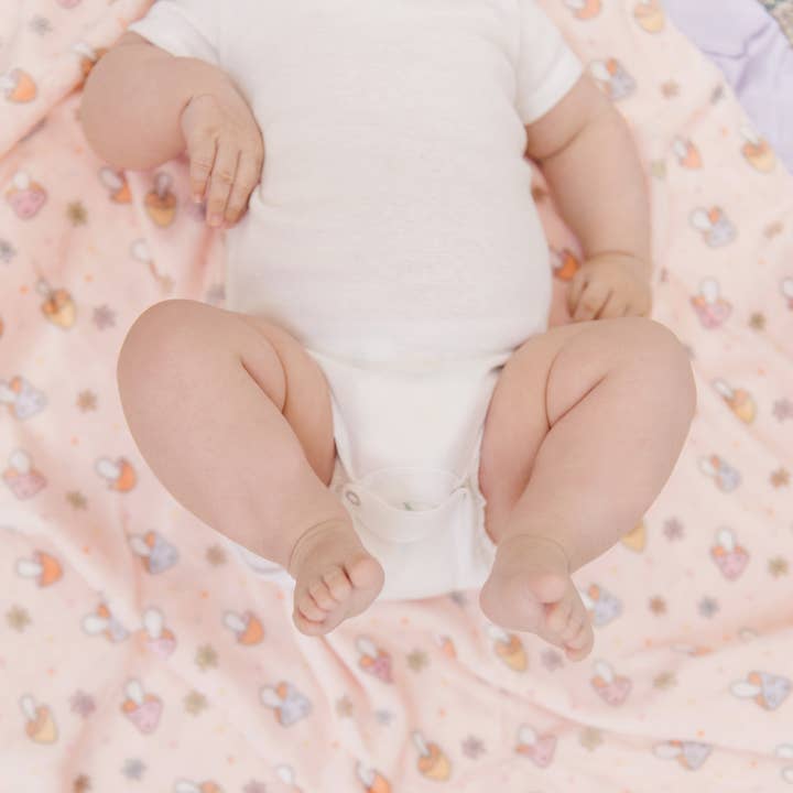 JuJuBe - Wholesale Bedding Blanket - Kids & Baby - Reversible Baby Blanket Mushy Love5