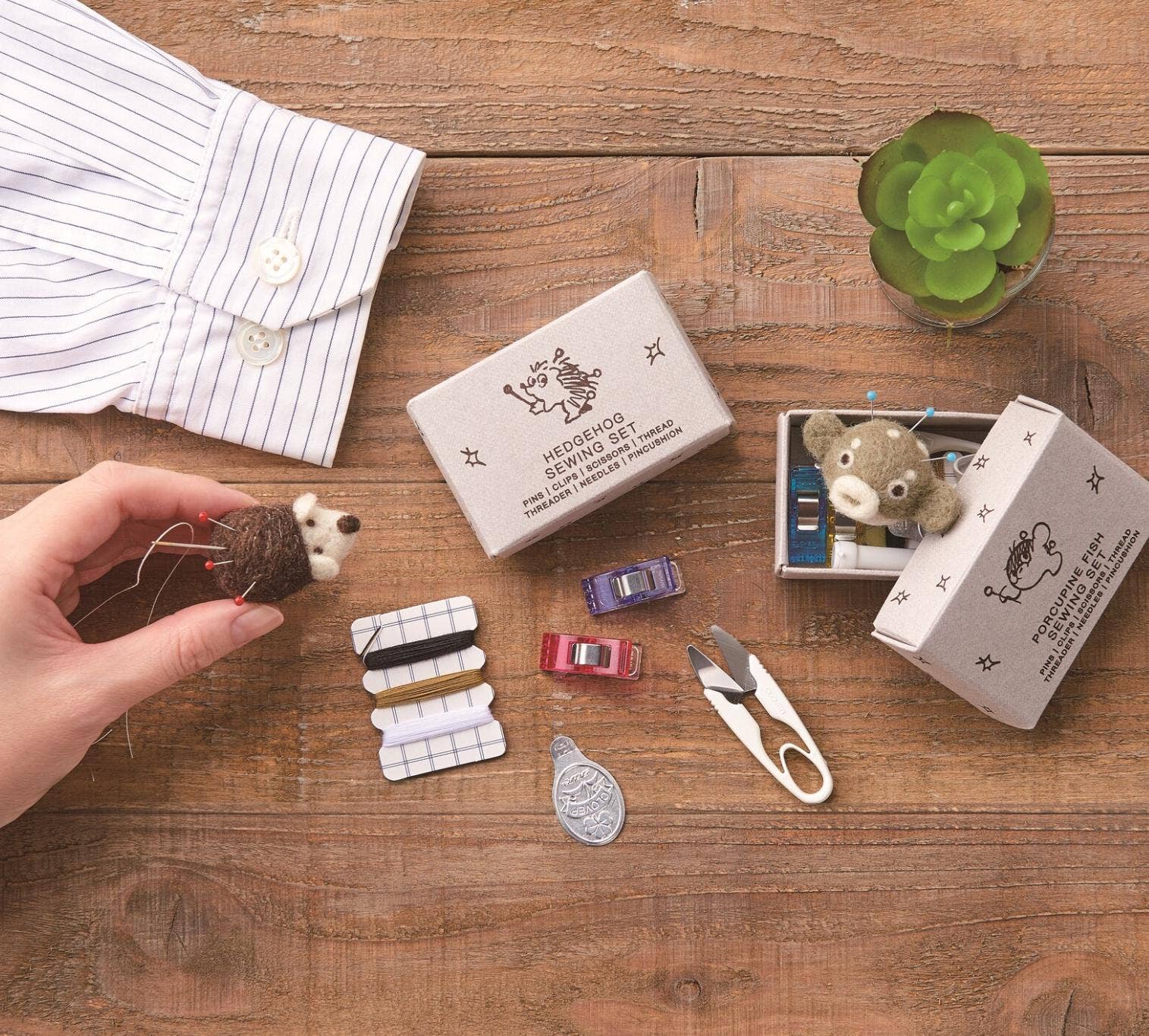 「FUNJI」In Japan - Wholesale Embroidery/Cross Stitch Supplies - Handmade Wool Felt Pincushion Sewing Kit from Kyrgyzstan6