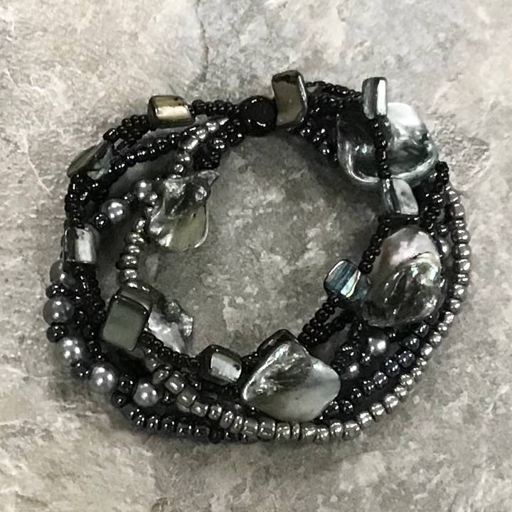 Bamboo Source Tropical Decor – wholesale Beaded bracelet – Shell & Pearl Bead Bracelet - Black