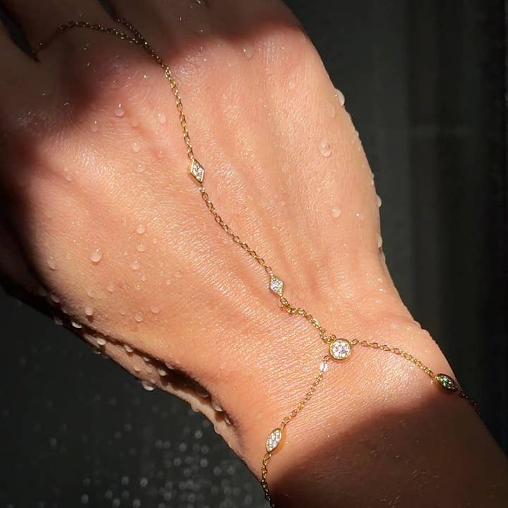 MG Jewelry - Wholesale Link & Chain Bracelet - Amira Hand Chain Bracelet4