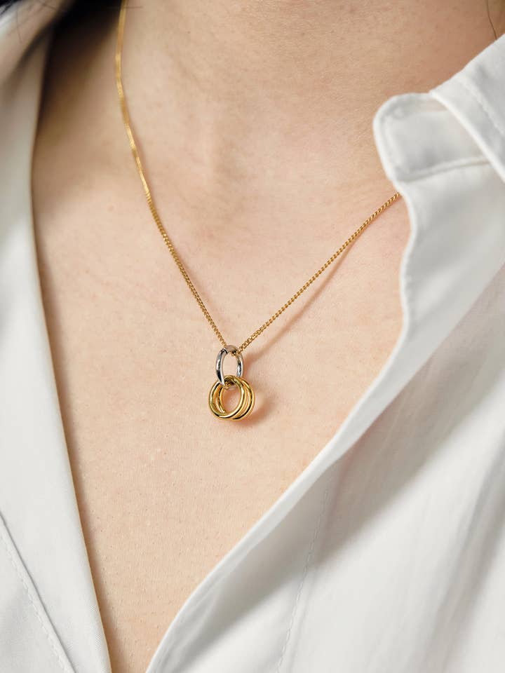 Collar con colgante Sora de eslabones metálicos mixtos para venta al por mayor de Ounce