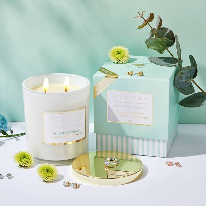 Island Dream Scented Candle - Coconut and Lime for wholesale by Mestige