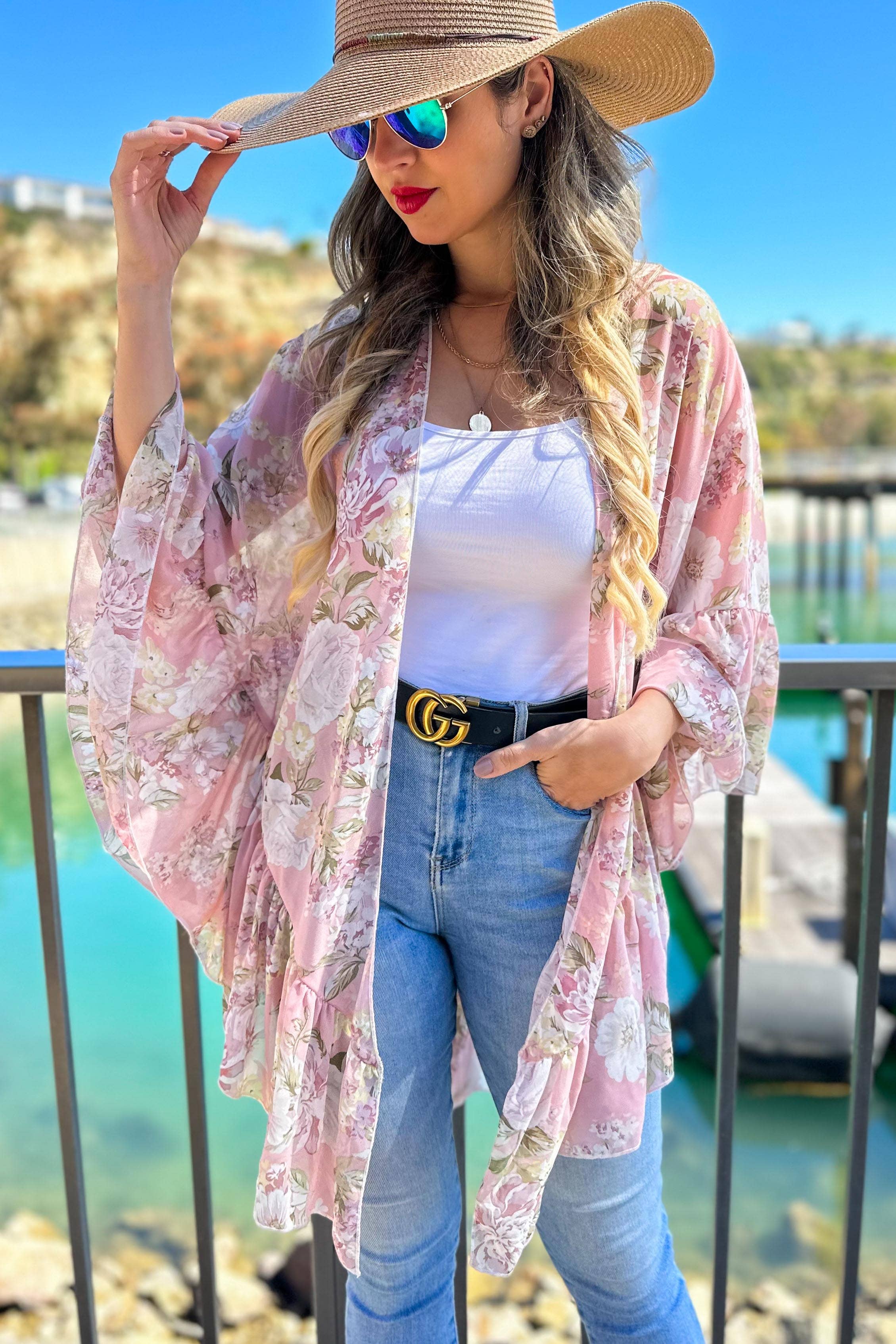 Fard Kimono copricostume in chiffon con stampa floreale e maniche a balze. in vendita all'ingrosso su Faire2