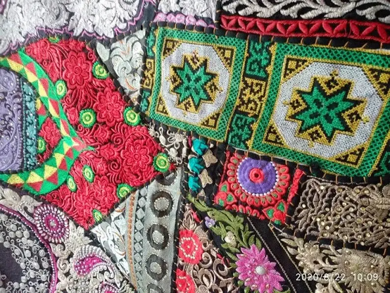 GYPSY STUDIO – wholesale Gardin – Handgjord Sari Patchwork Sängöverkast Stor Storlek Handbroderi4