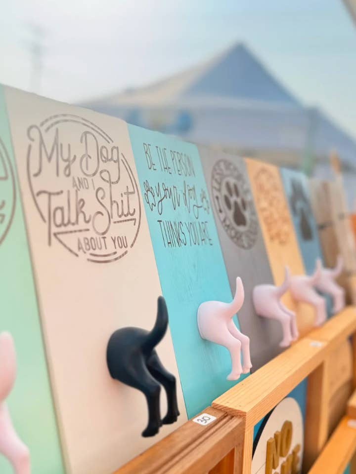 Colgadores de Correas - Traseros de Perro para venta al por mayor de Ksea & Co