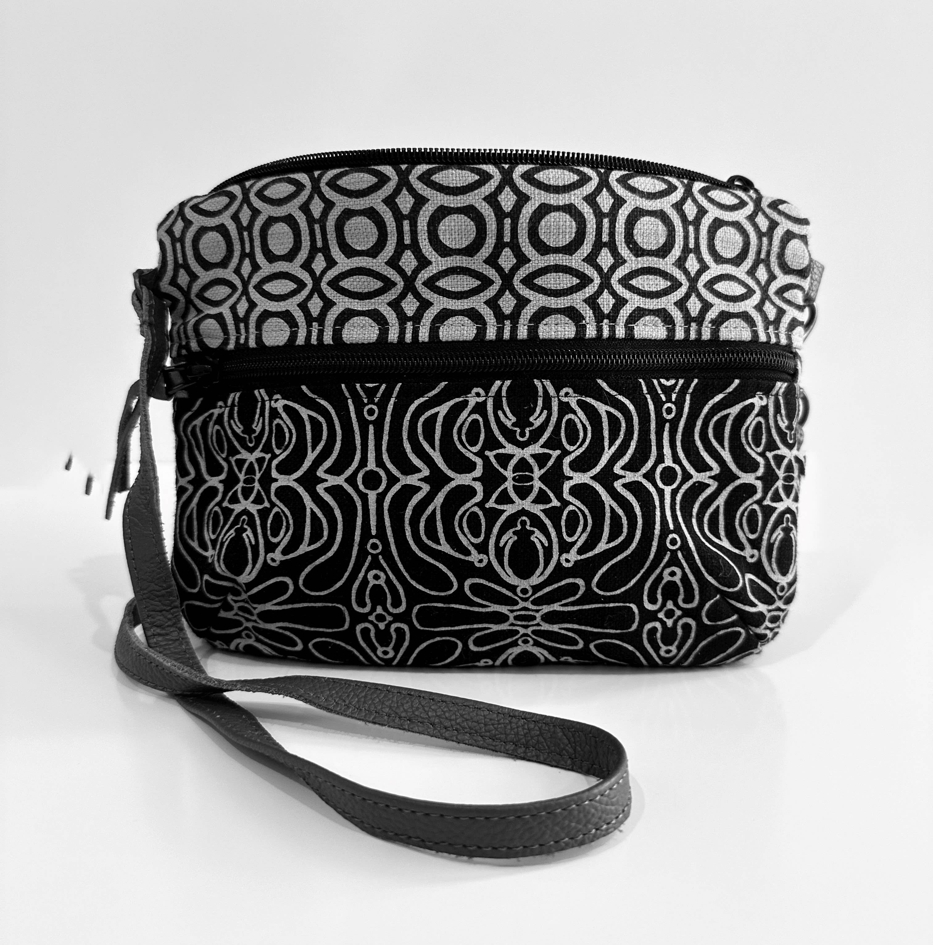 Bridge for Africa - Wholesale Crossbody Bag - Women's - Crossbody/Belt Bag with beaded tassel2