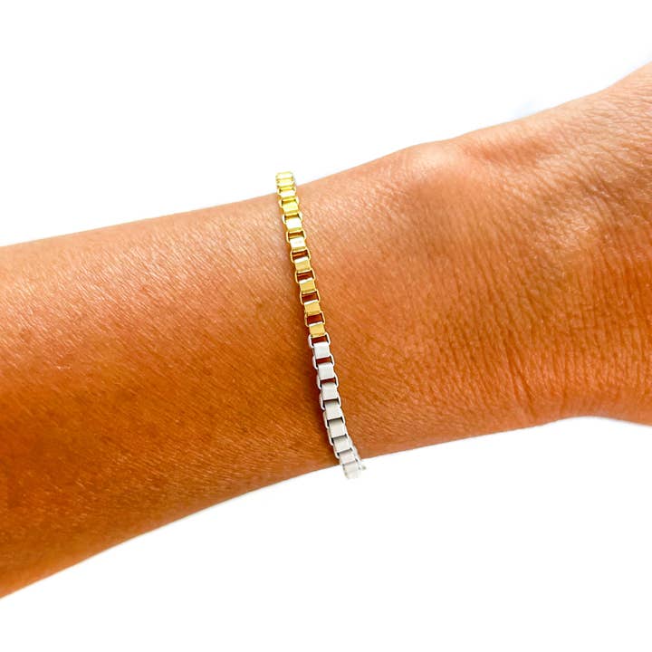 Savvy Bling - Wholesale Link & Chain Bracelet - Colored enamel Box chain link bracelet5