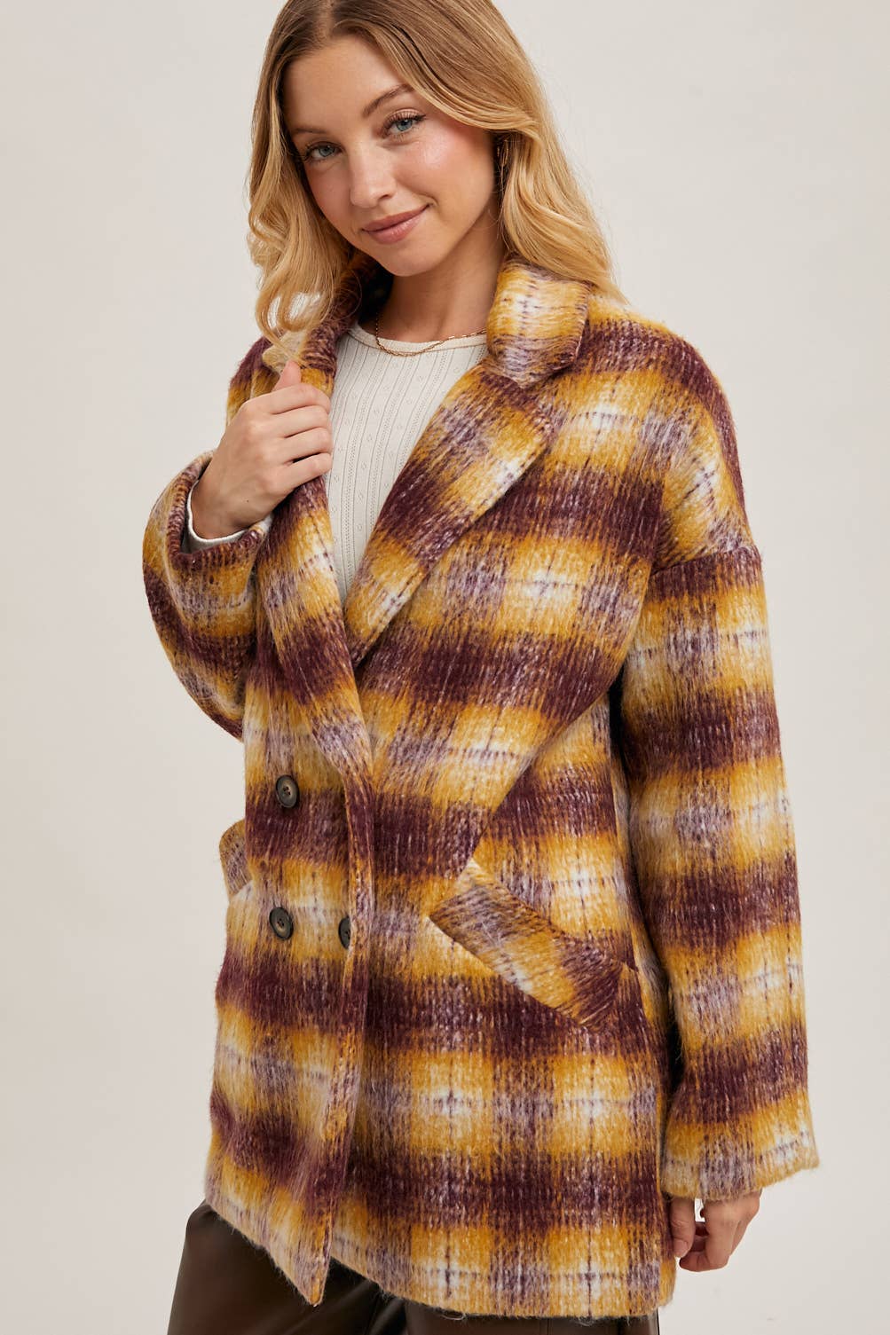 Bluivy - Wholesale Coat - Women's - DOUBLE BREASTED BRUSHED PLAID SHACKET5