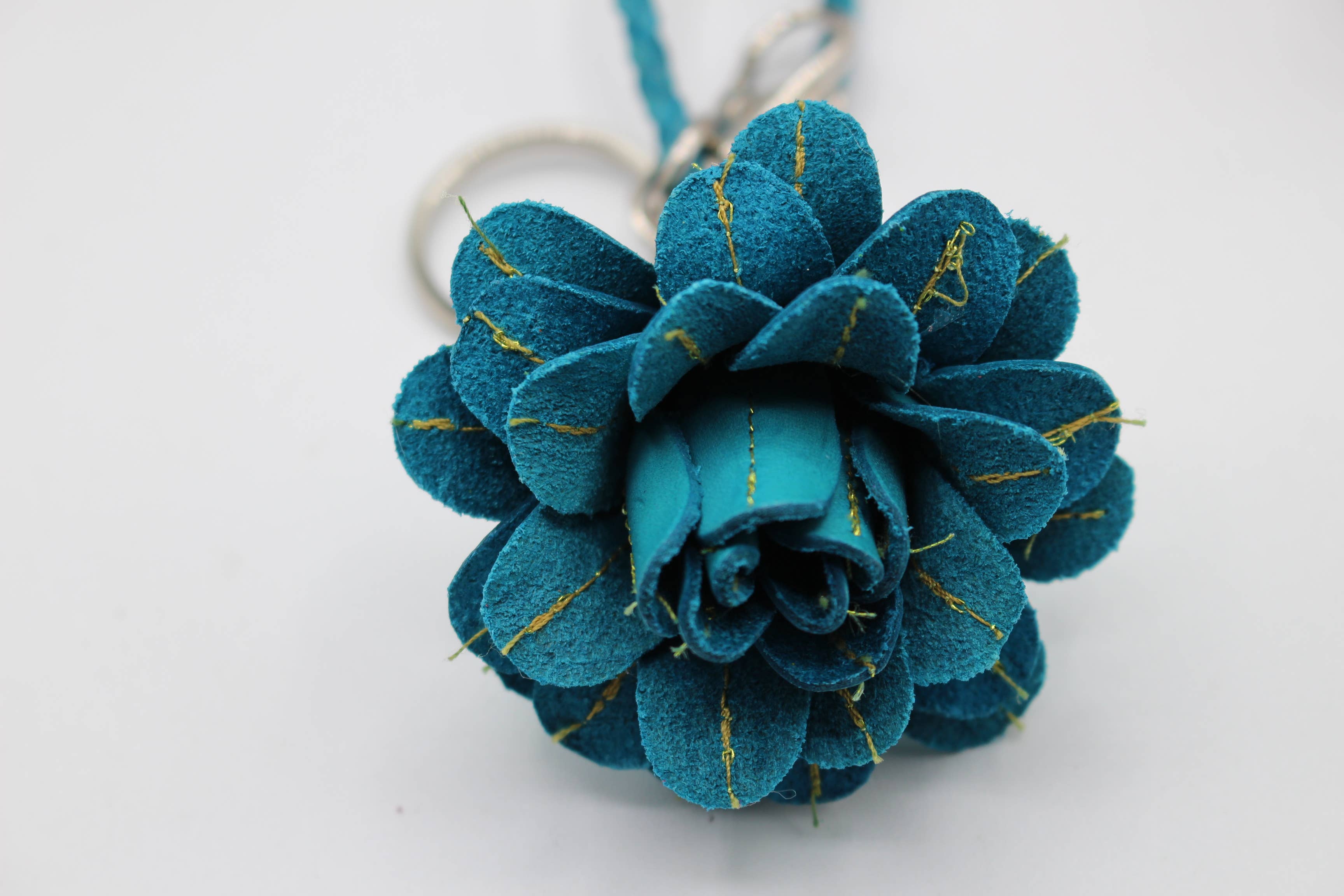 Sunflower Handmade leather inc - Vente Accessoire de sac – femme - Porte-clés en cuir en forme de fleur rose6