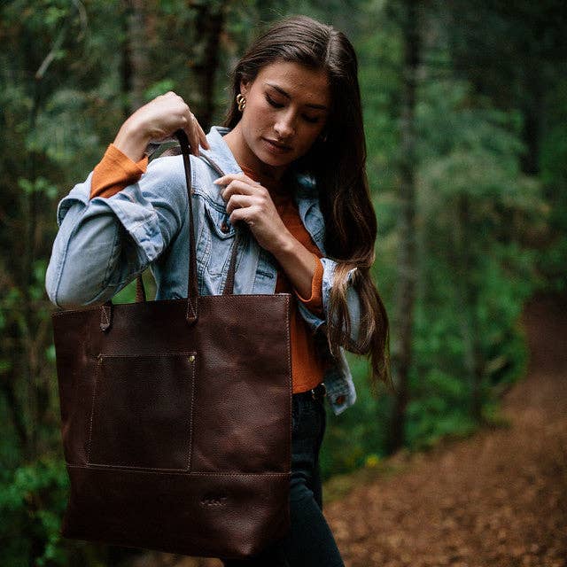 Juneau Leather Tote w/ Pocket for wholesale by Kodiak Leather