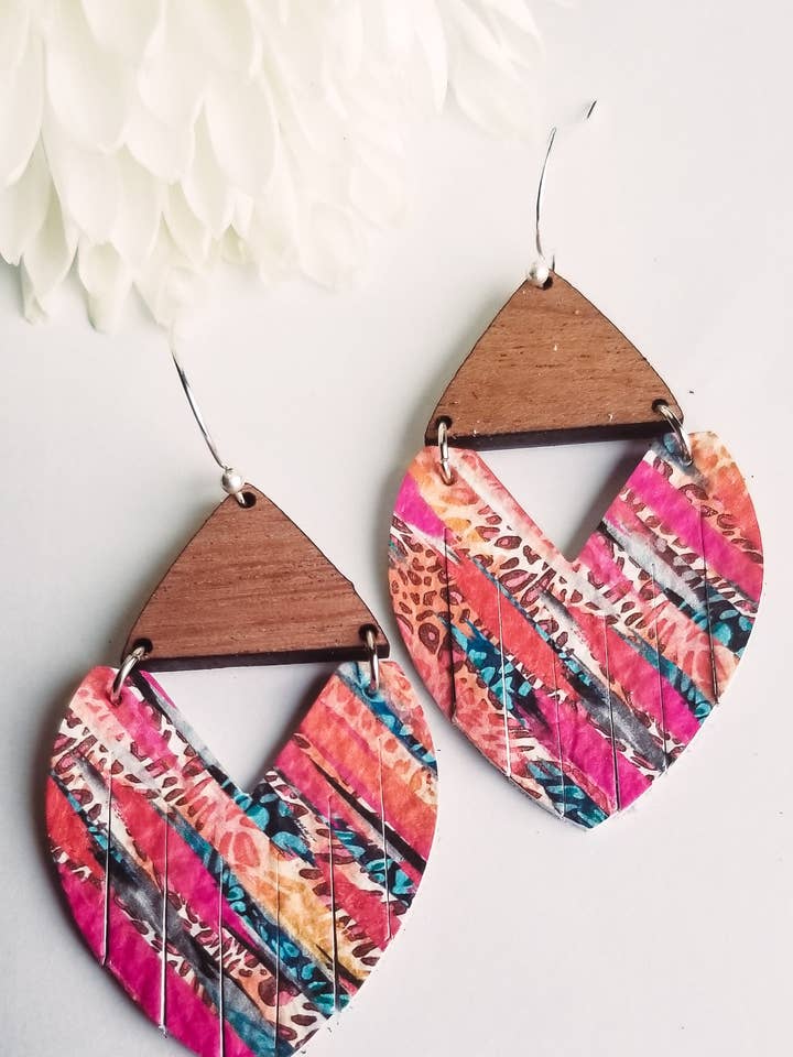 Färgglada Leopard randiga Stella äkta läder Örhängen för wholesale av Talliha Designs