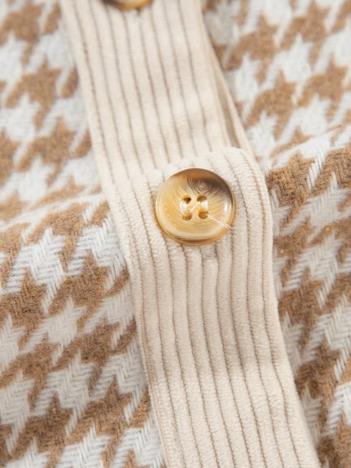 Babs + Birdie – Engroshandel Skjortejakke/shacket – til kvinder – Vivi | Hundetandsfløjl Patchwork Flap Lomme Shacket4