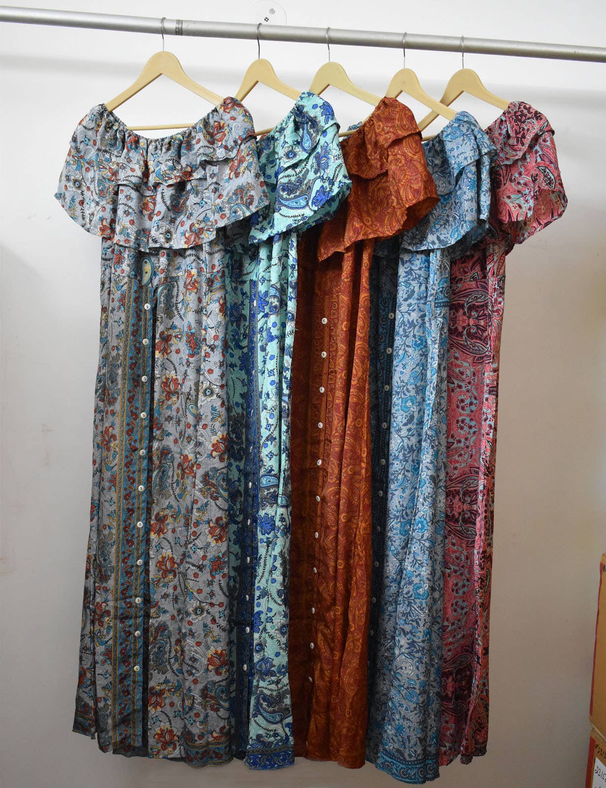 Wevez - Wholesale Dress - Women's - Women's Off Shoulder Floral Print Boho Beach Long Maxi Dress2