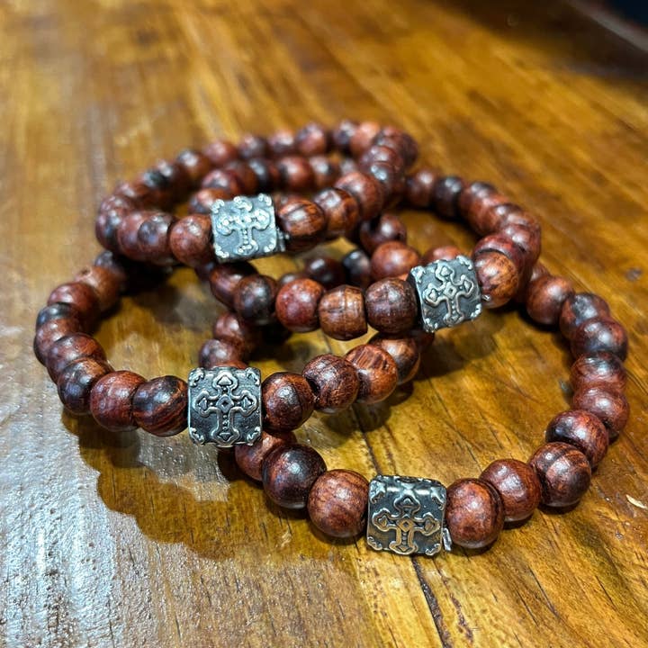 Dreieckiges Kreuzarmband aus Palisander für den Großhandel von Love and Honor Jesus LLC