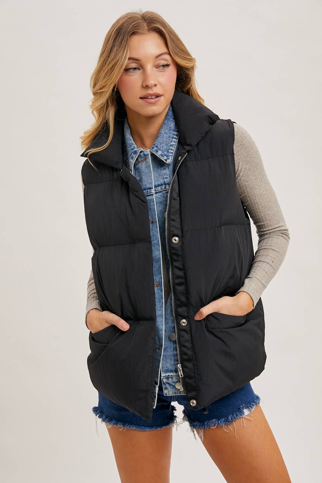 Bluivy - Wholesale Outerwear Vest - Women's - DENIM LAYERED PUFFER VEST4
