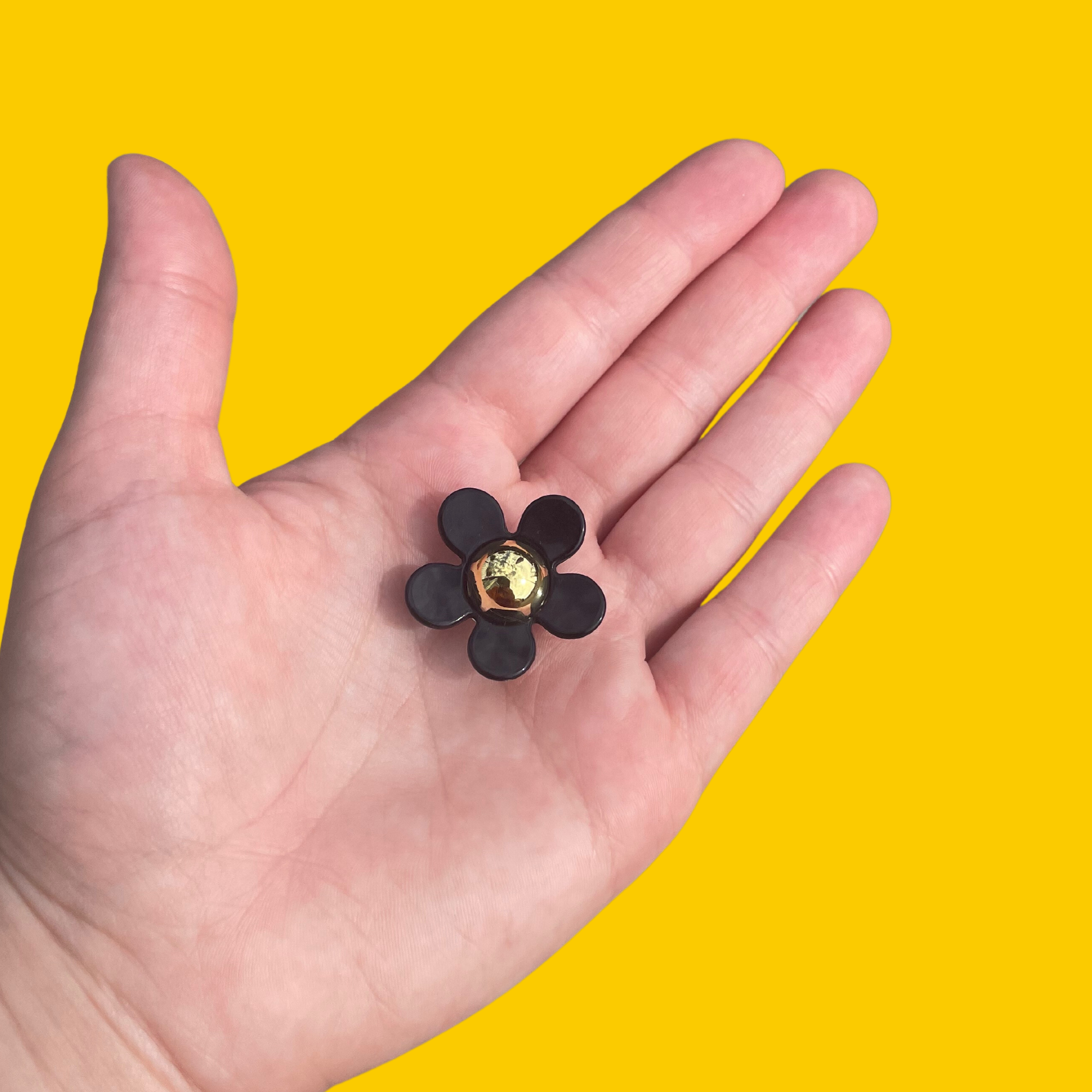 Mini Kitty Designs - Wholesale Shoe Accessories - Golden Flower Croc Charms10