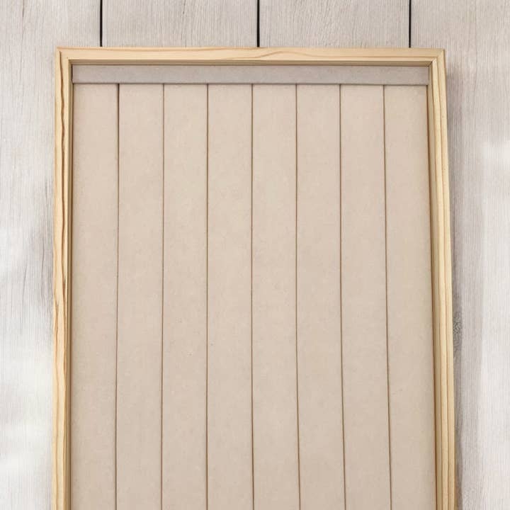 Beige Ring display (35x24x3cm) RY11 for wholesale on Faire0