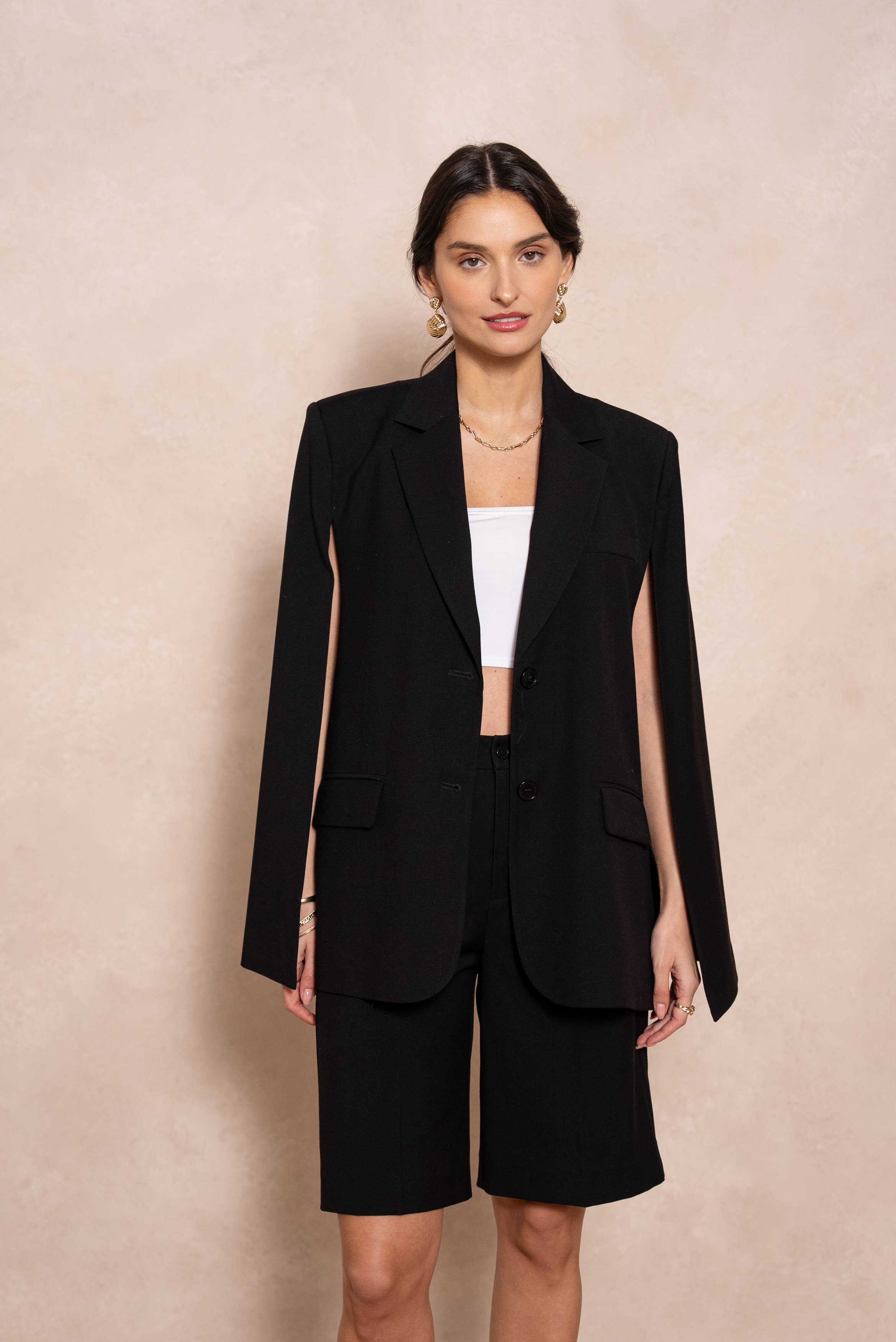 Attentif Paris - Wholesale Jacket - Women's - [Vision] Oversized cape jacket with structured cut31