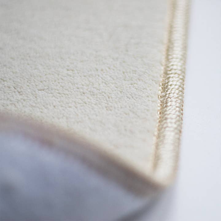 Carret Design - Wholesale Area Rug - Uni5