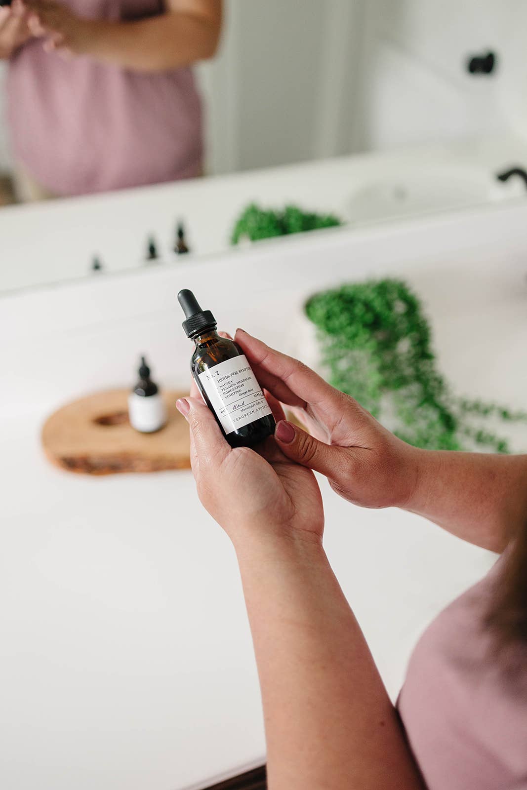 Evergreen Apothecary - Wholesale Tincture - Ginger Root Tincture, for Nausea, 2oz 3